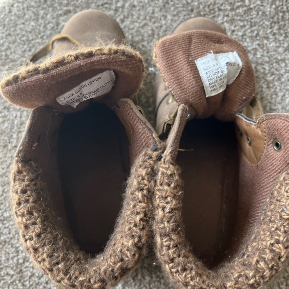 Super cute Lukees  boots by Muk Luks - Picture 6 of 7